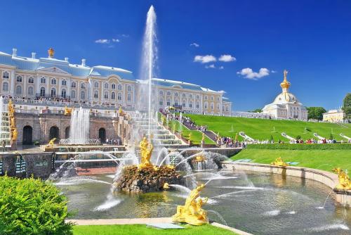 Экскурсия парки и фонтаны Петергофа