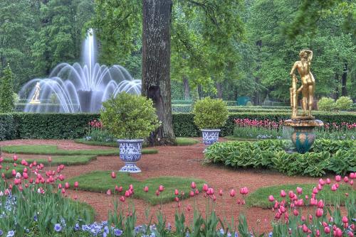 Сады и фонтаны Петергофа