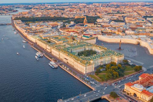 Зимний дворец в Петербурге
