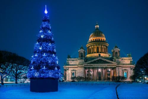 Исаакиевский Собор в Петербурге. Зима.