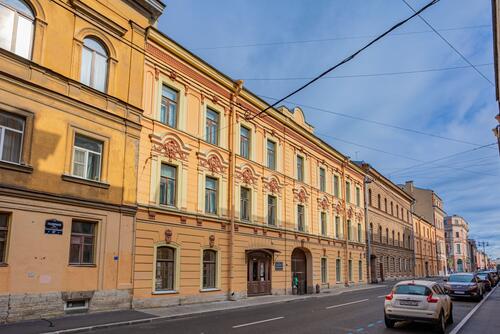 Фасад особняка со стороны Галерной улицы