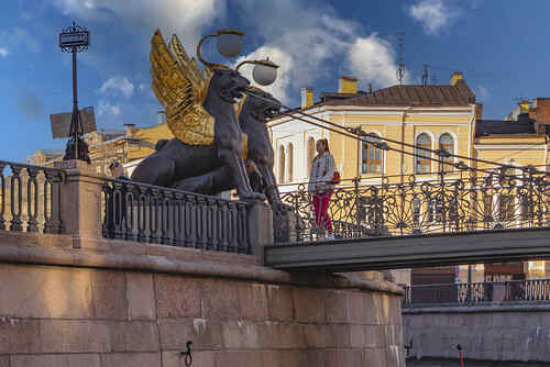 Львы на Банковском мосту