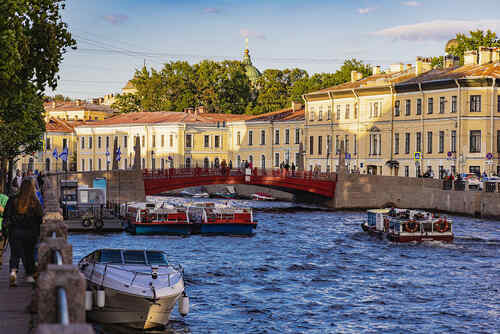 Лето на реке Мойке. Красный мост.