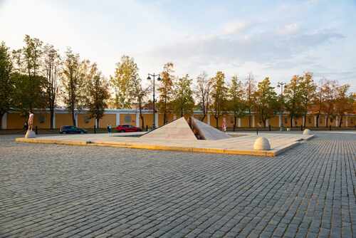 Якорная площадь в Кронштадте. Вечный огонь