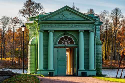 Осень в Гатчине. Павильон Венеры