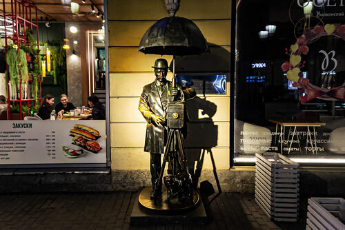 Памятник фотографу (2023)