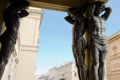 Атланты Нового Эрмитажа
