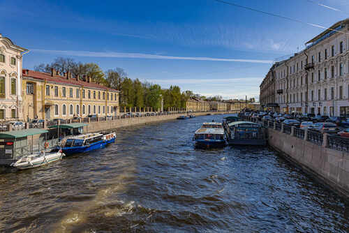 Вид с Зеленого моста на реку Мойку