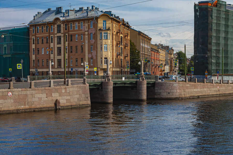 Мало-Калинкин мост вид с Фонтанки