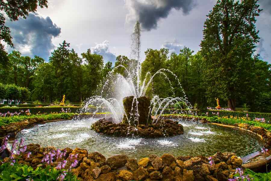Лето в Петергофе. Фонтан Сноп