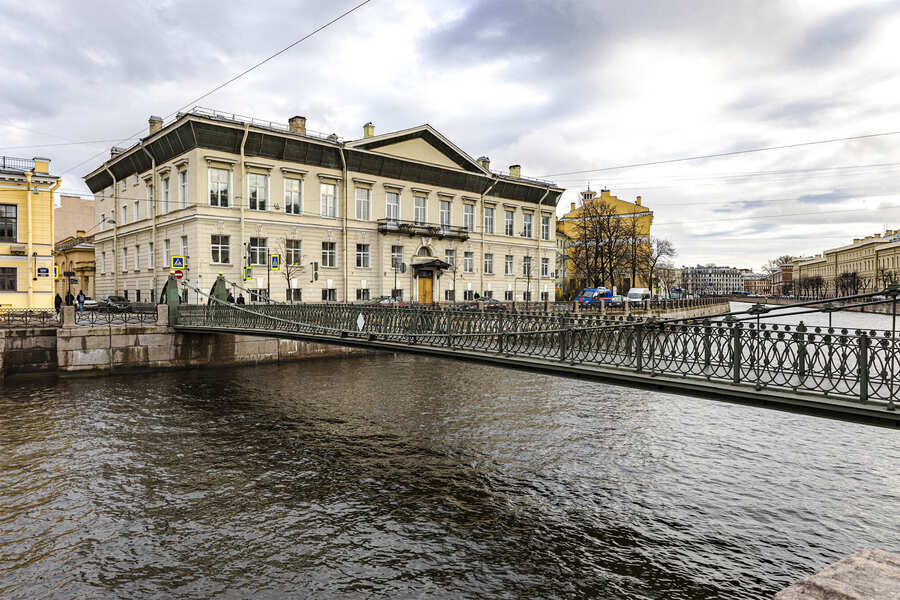 Река Мойка. Почтампский мост