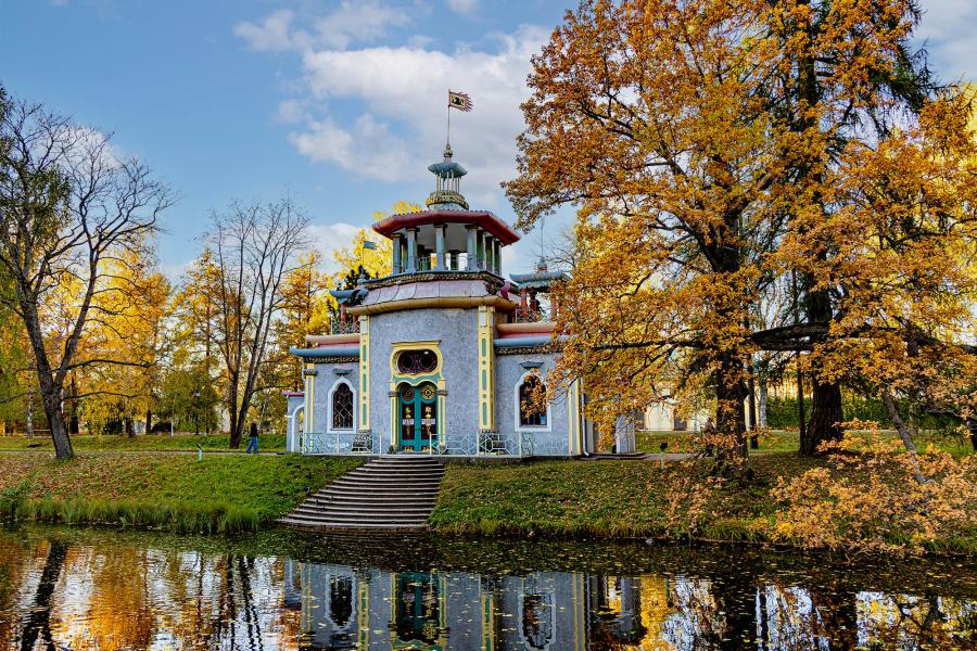 Скрипучая беседка